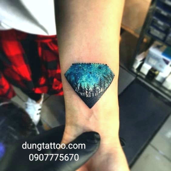 hinh xam kim cung diamon tattoo thuc hien tai dung 0907775670